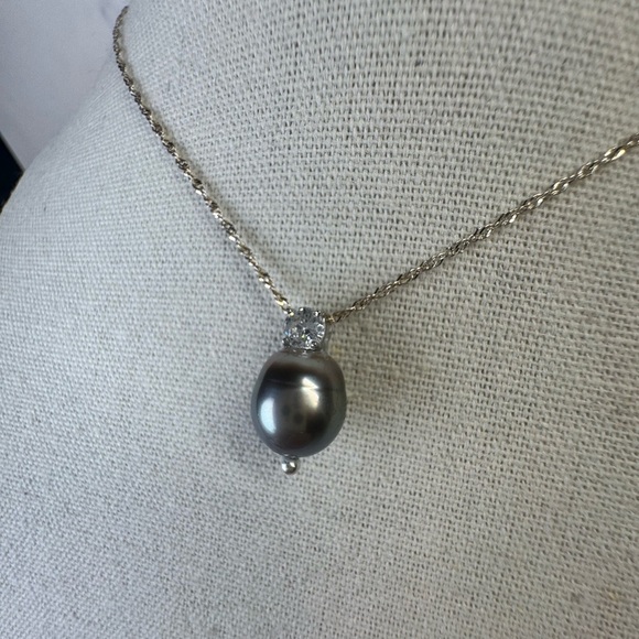 Tahitian Pearl Necklace - Picture 3 of 8